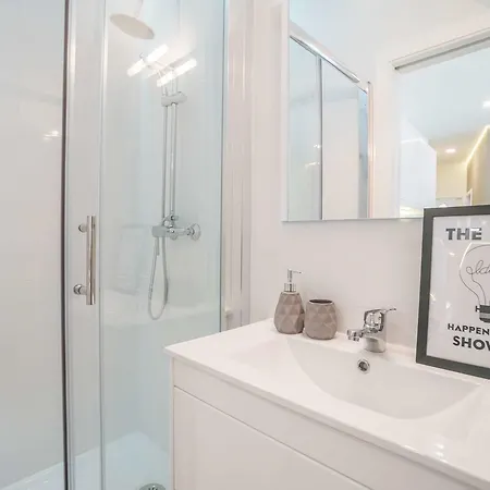 Mouraria Light Apartment Lisbon